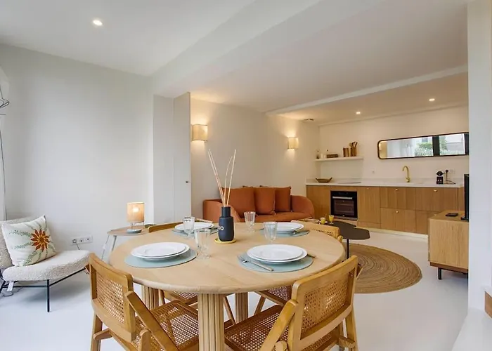 Hsh Blonville/deauville : Magnifique Maison Avec Jardin Апартаменты Блонвиль-сюр-Мер